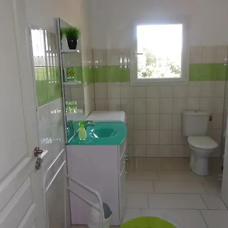 Apartment Au Coeur D'une Oliveraie