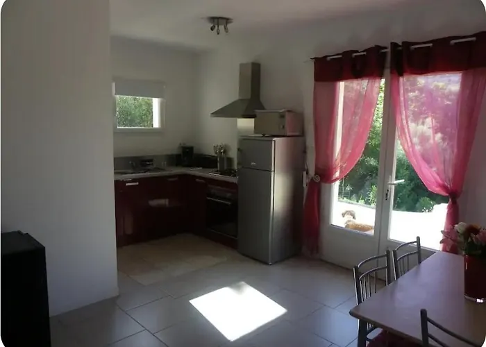 Au Coeur D'une Oliveraie * Sartène